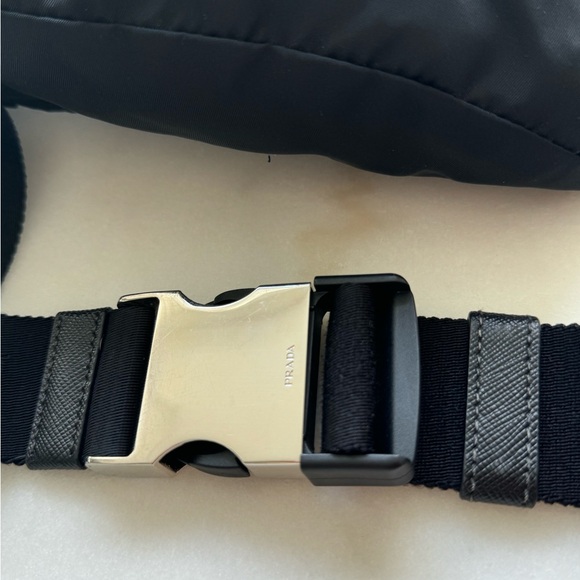 Black PRADA nylon cross body bag unisex - Picture 9 of 9